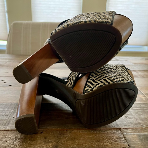 JESSICA SIMPSON WOOD PLATFORM HEELS SIZE 7.5 - Picture 7 of 8